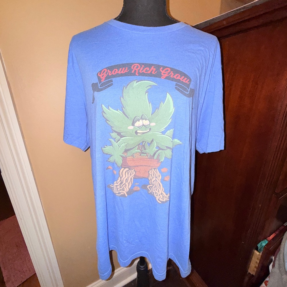 Bella Canvas Grow Rich Grow T-Shirt Mens XL Blue NWOT Graphic‎ Pot Leaf Humor